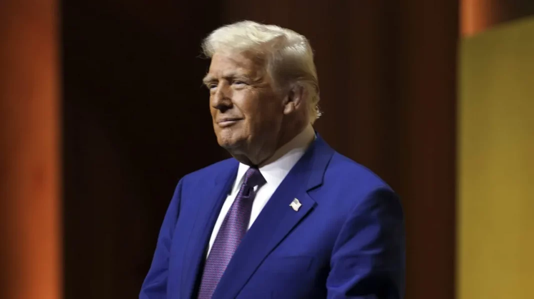 AP25052038952902-e1740163941623 Donald Trump speaking at a rally